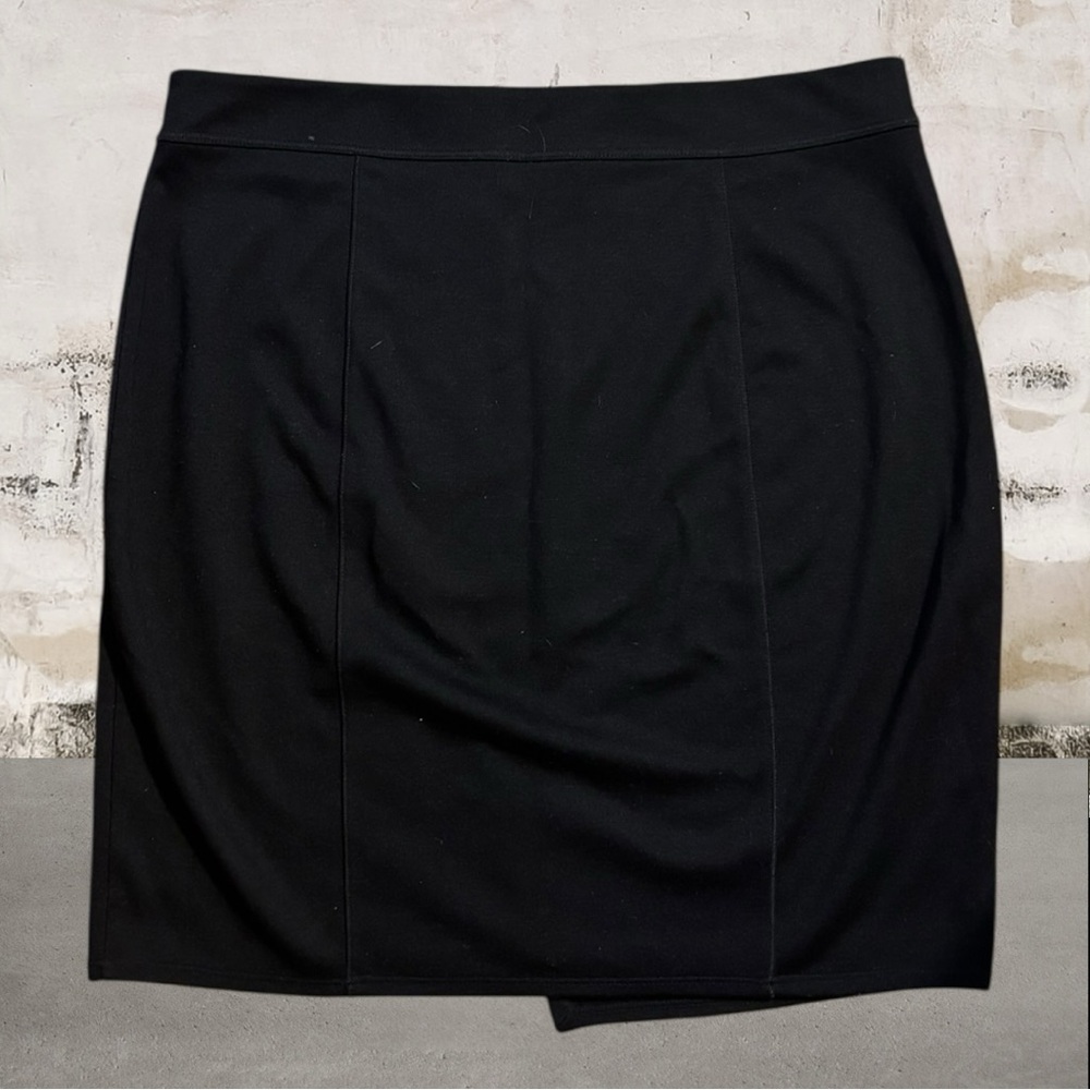 Studio M Women's Black Pencil Skirt Size Medium - Picture 3 of 4